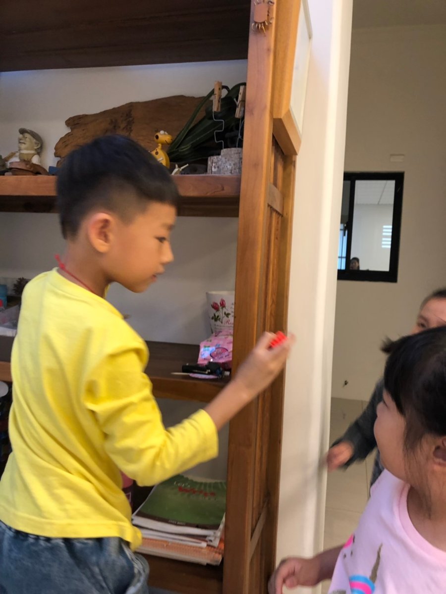 20190417  Easter Party_190419_0073.jpg
