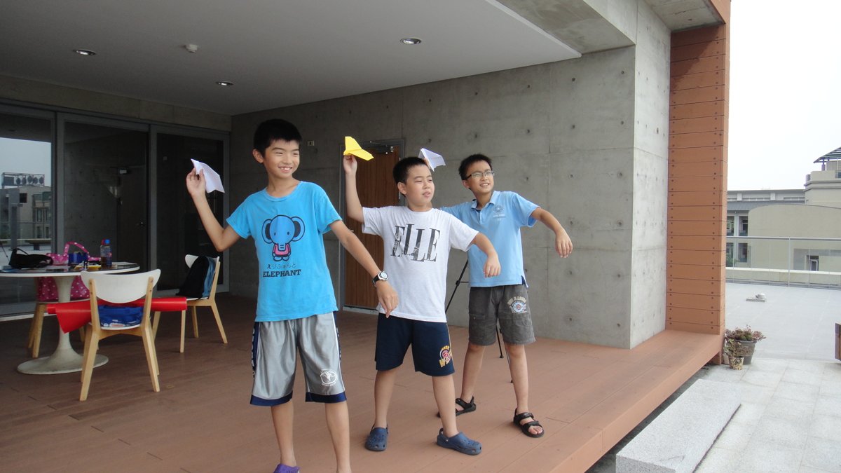 2014 / 07 / 16 兒子的第1次科展研究~ 2014 / 07 / 16 兒子的第1次科展研究~