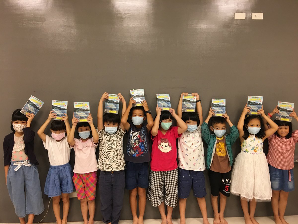 2020/8月~成寒教材兒美實驗第2班~上課花絮 2020/8月~成寒教材兒美實驗第2班~上課花絮