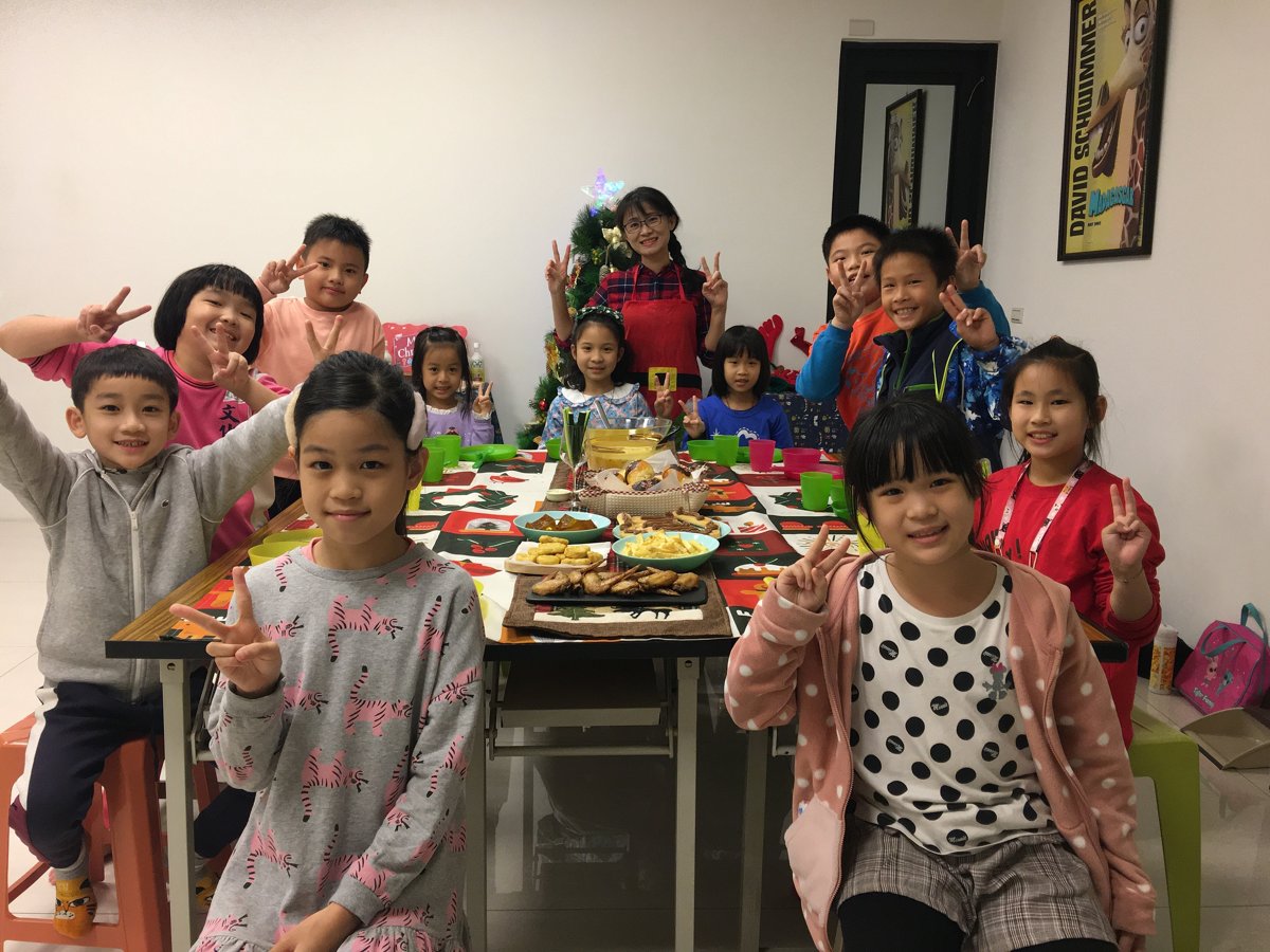 2021/12/ 21 Xmas Party with Julie ~2nd class
