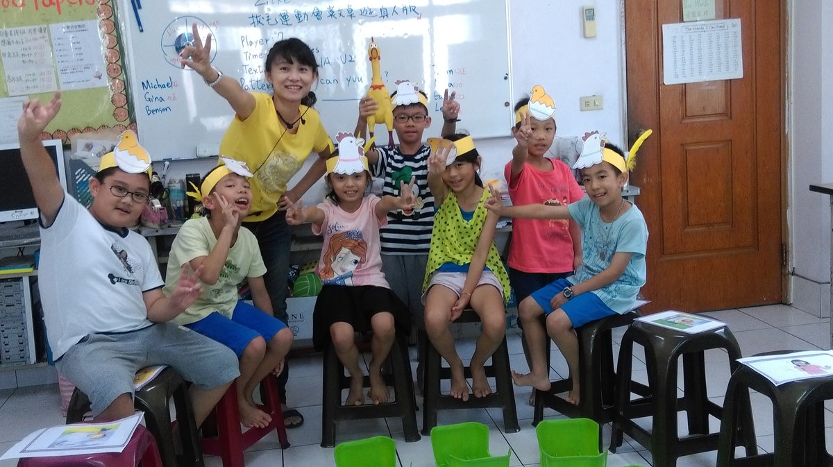 2015 / 08 /21 拔毛運動會英文桌遊”真人版” ~ 簡易版 2015 / 08 /21 拔毛運動會英文桌遊”真人版” ~ 簡易版